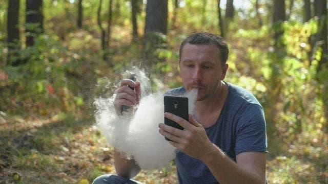 IBvape E Cigs Review and 21st century smoke rechargeable kit Buyer Guide for Modern Vapers