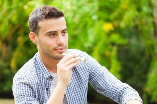 Top 10 Best E-Cigarette Picks and What E Cigarettes Chemicals Reveal About Safety