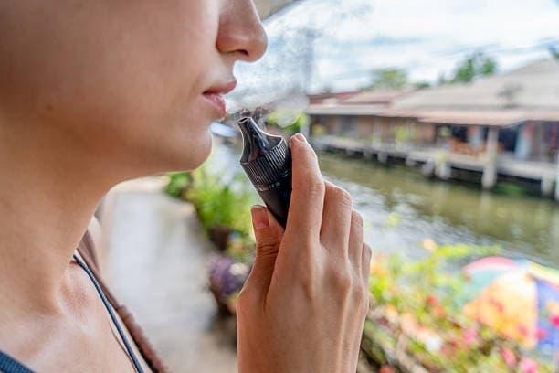 Practical elektronická cigareta Guide and e cigarette ads Insights to Navigate Vaping Choices
