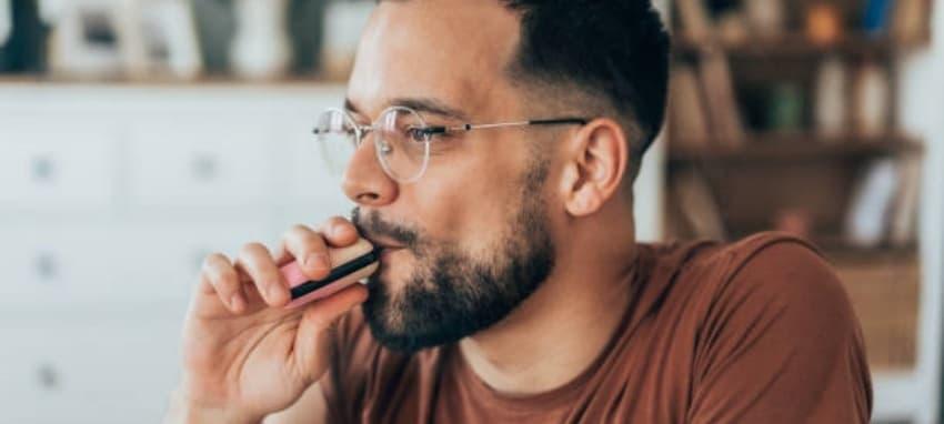 What to Know About a vape pen and e cigarette in airport travel rules and packing tips