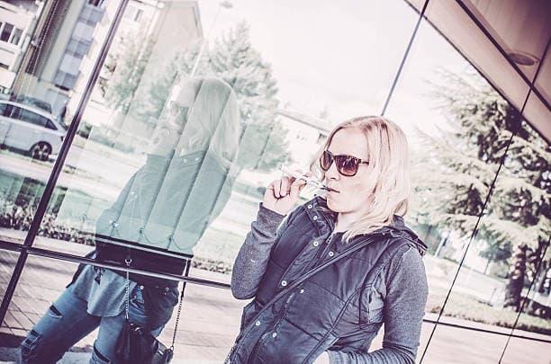 E-Zigaretten kaufen tips and tricks plus a fun guide to use an e cigarette crossword for vaping beginners